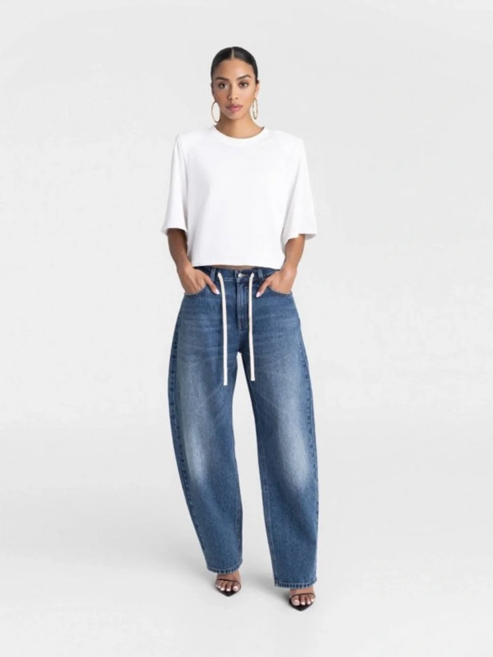 KBB by KAHLANA Women's Mid-Rise Barrel
Leg 'The Lynnox Jean' - Dark Wash 14 - Picture 3 of 4